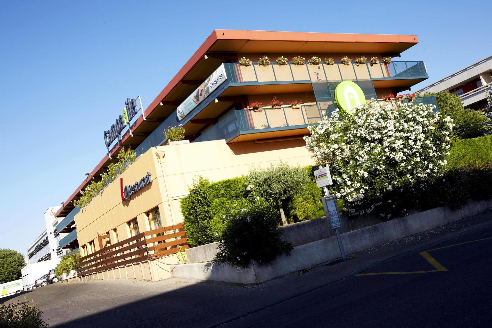 Campanile Prime - Nimes Centre Hotel Exterior foto